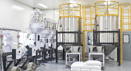 SHINI PLASTICS TECHNOLOGIES, INC. 数据处理与存储服务解决方案